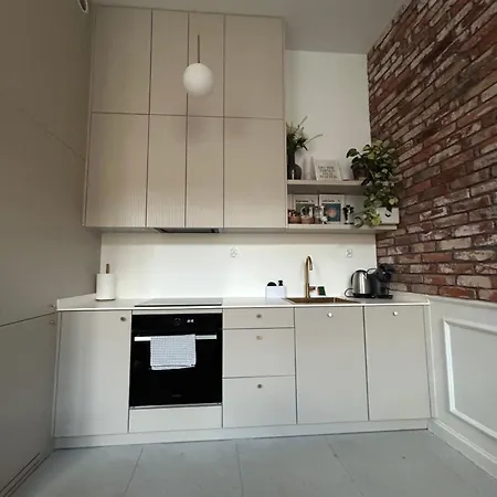 Przy Bulwarze فروتسواف